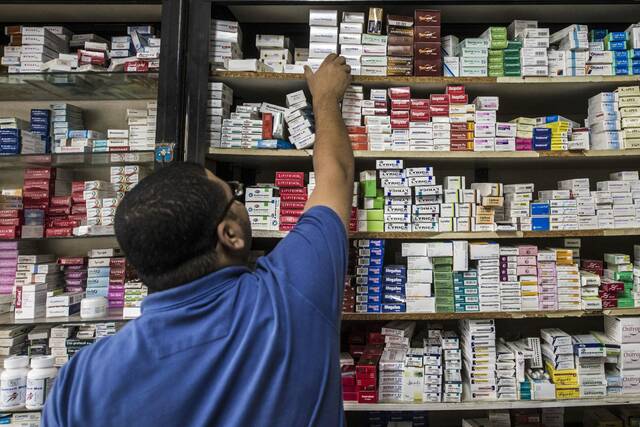 مبيعات الأدوية في مصر تنمو 18% لتصل إلى 142.7 مليار جنيه