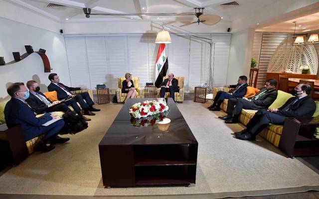 وزير الخارجية العراقي يؤكد ضرورة تعزيز التعاون المصرفي بين بغداد وواشنطن