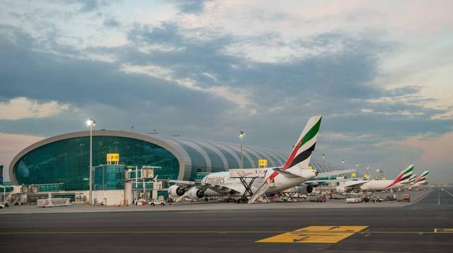 عودة حركة الطيران في مطار دبي إلى طبيعتها بعد إلغاء 44 رحلة