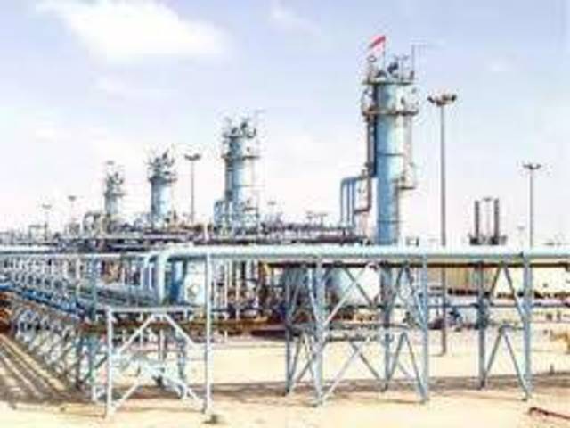 وزارة النفط والغاز توقع اتفاقية بترولية مع فرونتير ريسورسيز عمان لمتيد البريطانية