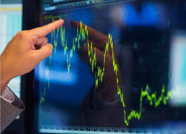 قطاع "الاسمنت" يفقد 30% من أعلى مستوى له ,, ويتراجع 11% منذ بداية العام