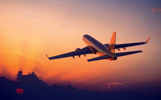 تقرير.. كيف تستعد شركات الطيران الإماراتية لعودة السفر؟