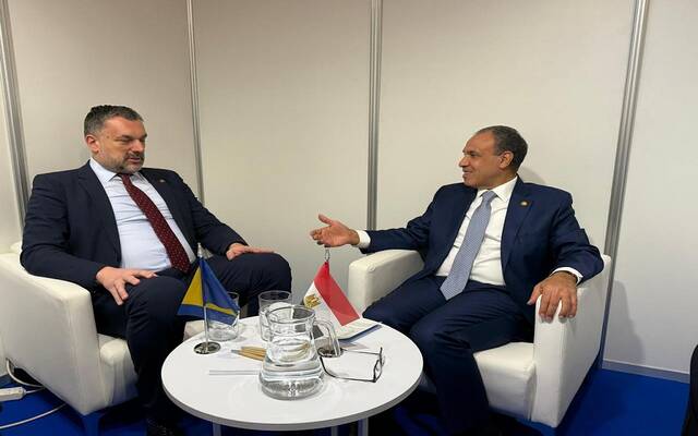 بدر عبد العاطي وزير الخارجية والهجرة وشئون المصريين بالخارج مع إلمدين كوناكوفيتش وزير خارجية البوسنة والهرسك
