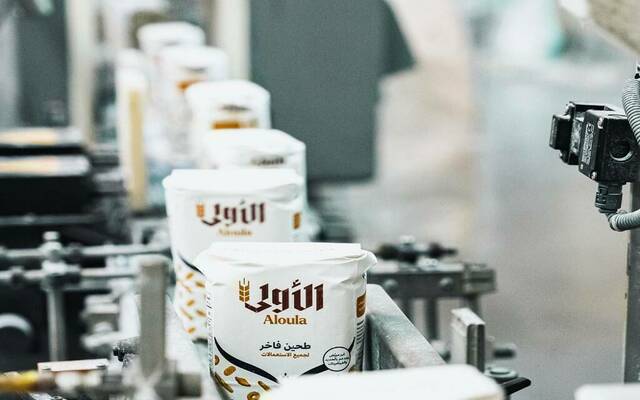 خط إنتاج تابع لشركة المطاحن الأولى