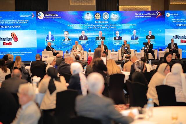 البنك الأهلي: 8 مليارات جنيه لمحفظة التعليم.. والصحة على رأس أولوياتنا التمويلية