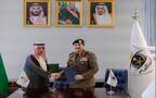 محمد بن عبدالله البسامي مدير الأمن العام و محمد بن عبدالرحمن المهنا مدير الإدارة العامة للتحريات المالية برئاسة أمن الدولة