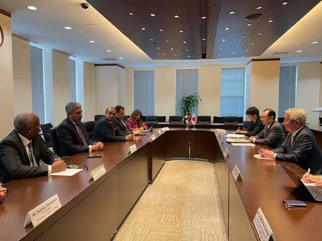 وزير السياحة يروج للمتحف المصري الكبير في الإعلام الياباني