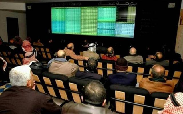 سوق المال بعُمان يعلق العمل بضريبة توزيعات الأرباح لـ3 سنوات