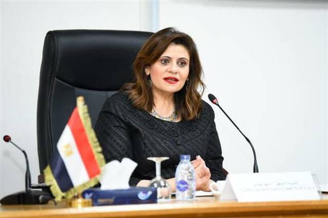 وزيرة الدولة للهجرة وشئون المصريين بالخارج السفيرة سها جندي