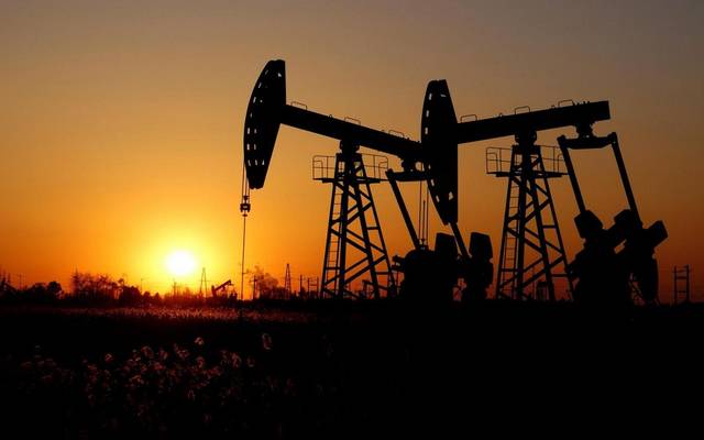 أسعار النفط تتراجع عند التسوية بضغط توقعات زيادة إنتاج "أوبك+"