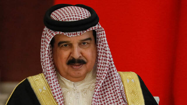 ملك البحرين يُصدر قانوناً لتنظيم مهنة الصيدلة والمراكز الصيدلية