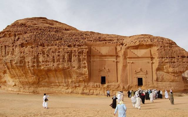 تقرير: فرص وتحديات قطاع السياحة والترفيه بالسعودية
