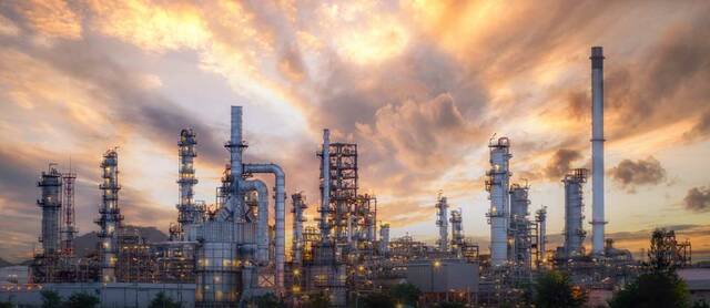 حقول نفط في الإمارات