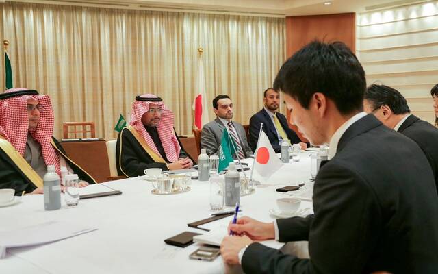 وزير الصناعة يبحث سبل تعزيز الشراكة ورفع نسبة صادرات المملكة لليابان