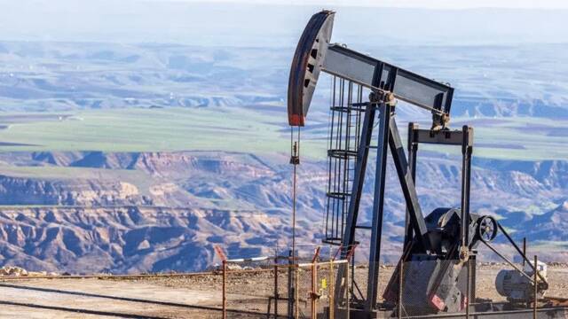 السعودية ثالث أكبر موردي النفط إلى أمريكا في فبراير
