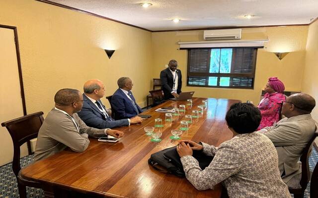 سامح الحفني وزير الطيران المدني المصري