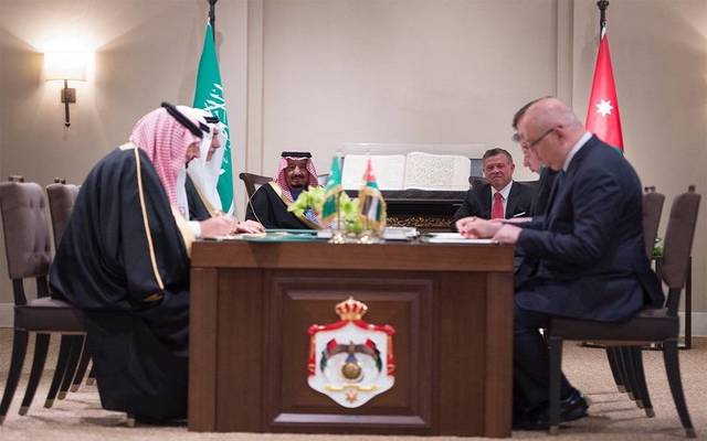 أكوا باور السعودية توقع اتفاقية لتنفيذ محطة طاقة شمسية بالأردن