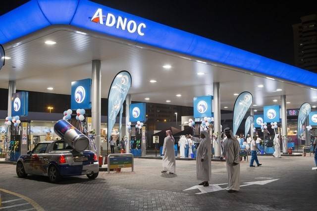 أدنوك توقع اتفاقية مع الهند لتخزين النفط
