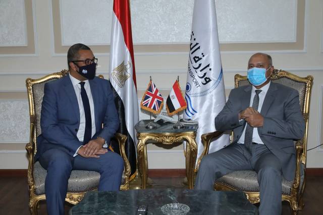 وزير النقل المصري يبحث مع وزير الدولة البريطاني سُبل دفع التعاون المشترك