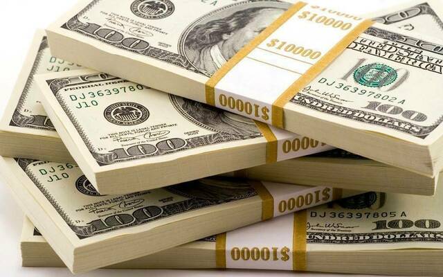 نقود ورقية فئة 100 دولار الأمريكي- أرشيفية