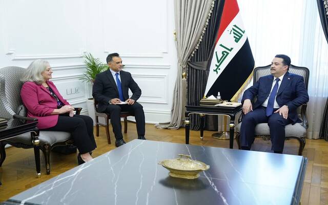 رئيس مجلس الوزراء السيد محمد شياع السوداني يستقبل السفيرة الأمريكية لدى العراق