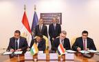 توقيع الاتفاقية بين المصرية للاتصالات وتيجاس الهندية