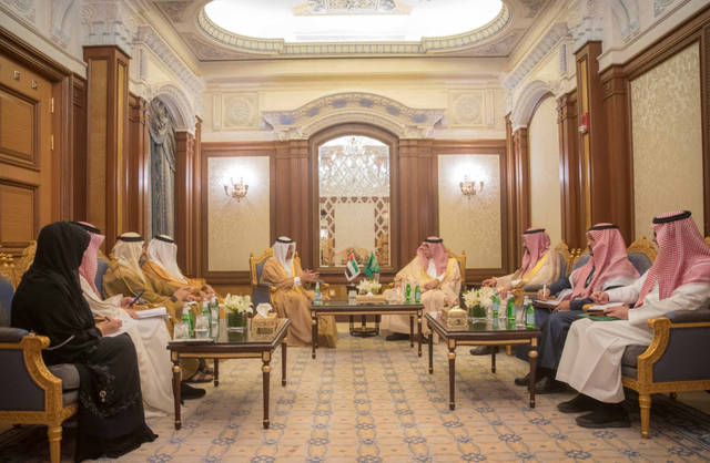 الإمارات والسعودية يبحثان فرصاً استثمارية جديدة