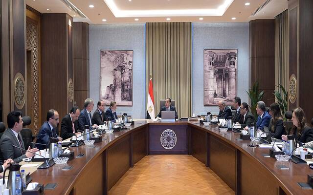 رئيس وزراء مصر يتابع جهود إتاحة مخزون آمن من السلع والمنتجات الاستراتيجية