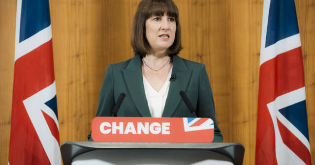 وزيرة المالية البريطانية: نسعى لإبرام اتفاقيات تجارية مع دول الخليج