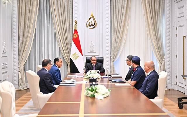 السيسي: تطوير البورصة السلعية وتحسين سلالات اللحوم والألبان لدعم الأمن الغذائي