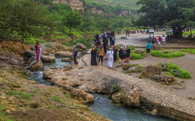 موسم صلالة السياحي 2019.. تراجع بأعداد الزائرين وزيادة في الإنفاق