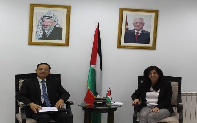 فلسطين تبحث إعفاء منتجاتها من الجمارك الصينية
