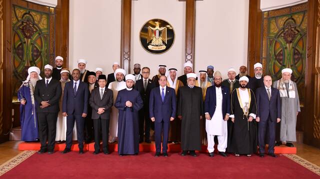 الرئيس السيسي خلال استقباله الوزراء ومفتي الدول، ورؤساء المجالس والهيئات الإسلامية