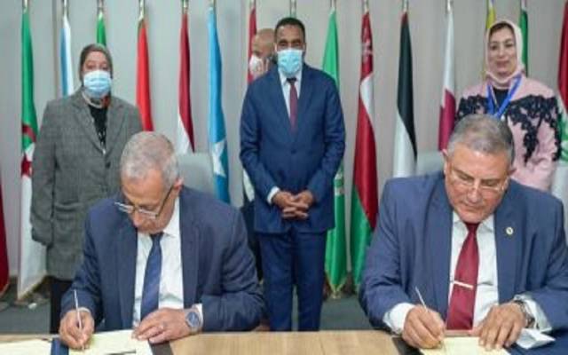 اتفاقية تعاون بين الأكاديمية العربية للعلوم و"العربية للتصنيع" وجامعة إنجليزية