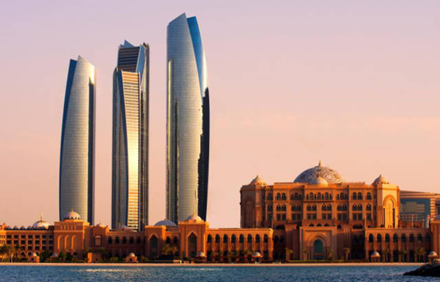 الإمارات رابع أفضل دولة للأعمال الحرة