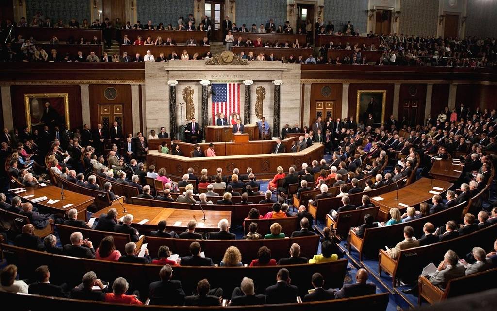 مجلس الشيوخ الأمريكي يقر مشروع قانون لتجنب الإغلاق الحكومي