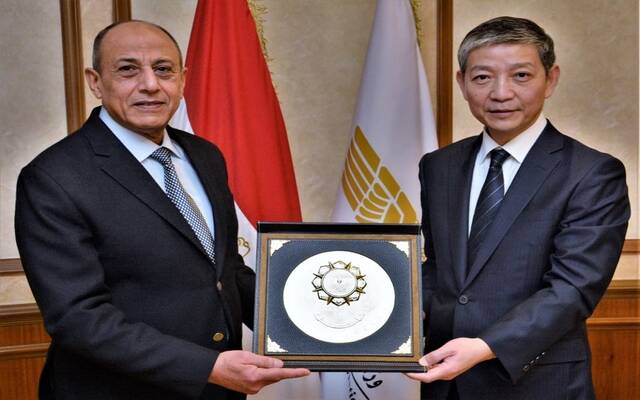 مصر والصين تبحثان التعاون المشترك في مجال النقل الجوي