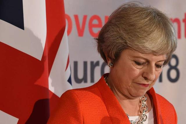 UK PM announces resignation on Brexit deadlock