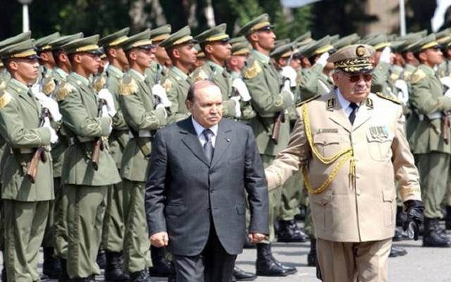 قائد الجيش الجزائري يجدد دعوة لتطبيق مادة بالدستور لإعفاء بوتفليقة