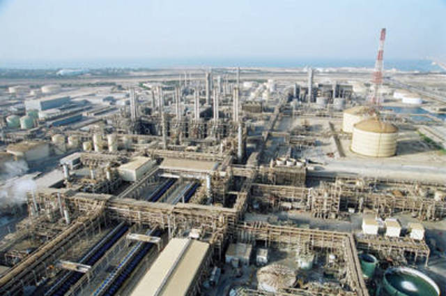 المملكة إلى المركز الثالث عالميا في تصدير البتروكيماويات بحلول 2015