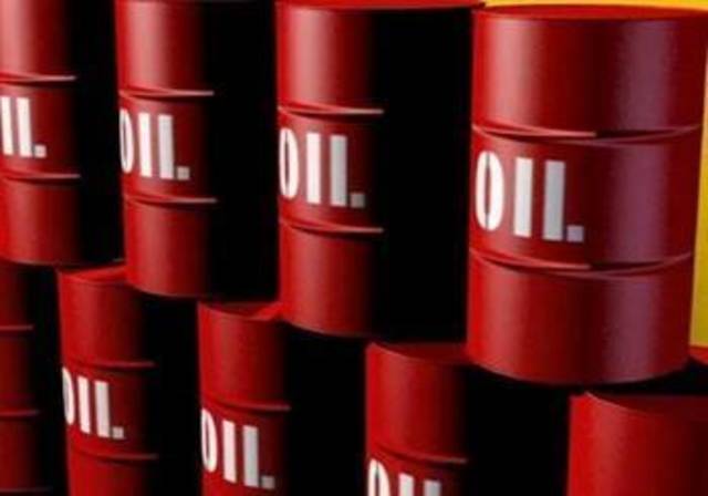 خبير نفطي: النفط حول مئة دولار حتى نهاية العام
