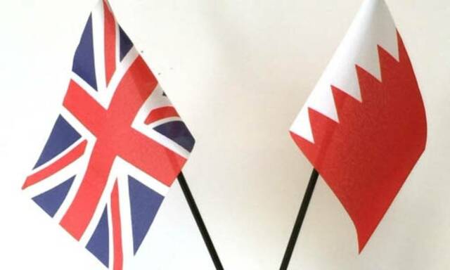 البحرين وبريطانيا تبحثان سبل تعزيز التعاون في الطاقة المستدامة