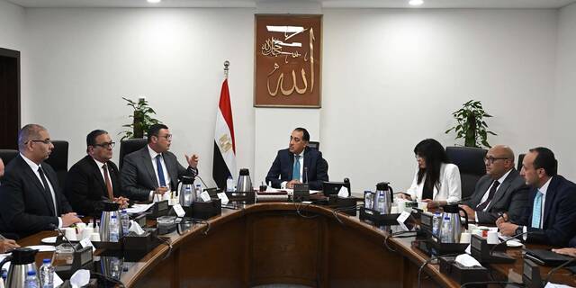 رئيس الوزراء المصري يوجه بإتاحة وحدات جديدة لموظفي الحكومة بمدينة بدر