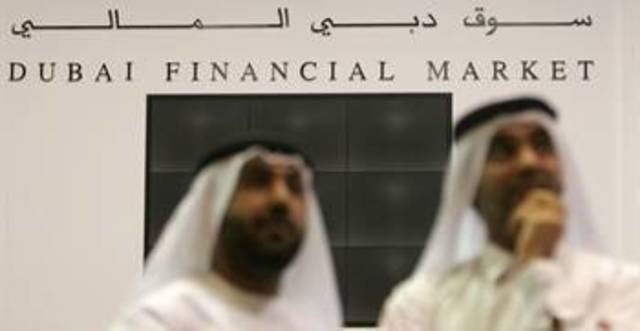 الأجانب والمؤسسات تقتنص الفرص في سوق "دبي"
