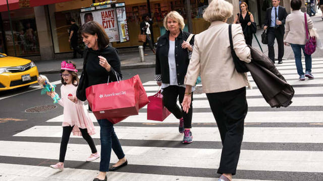 US retail sales rebound in October
