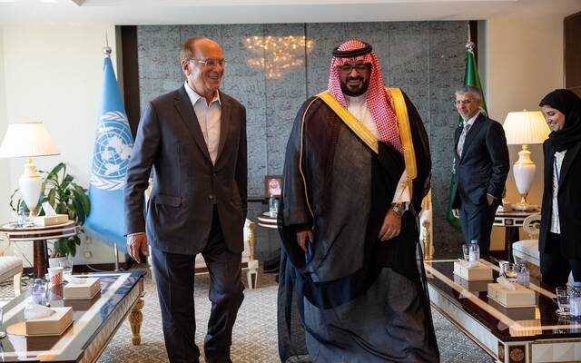 جانب من لقاء وزير الاقتصاد والتخطيط السعودي مع رئيس مجلس الإدارة والرئيس التنفيذي لشركة BlackRock