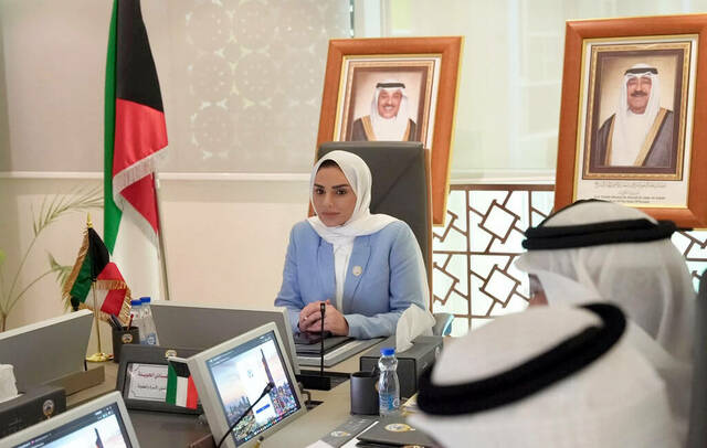وزيرة الشؤون الاجتماعية وشؤون الأسرة والطفولة أمثال الحويلة