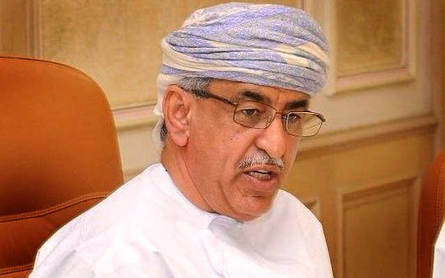 قرار وزاري يلغي عطلات العاملين بالقطاع الصحي في عُمان