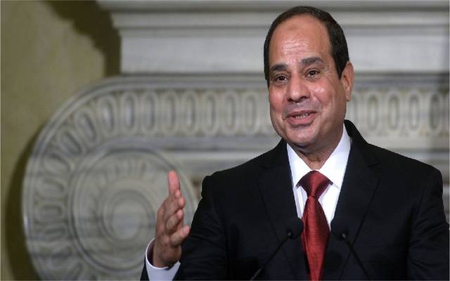 الرئيس المصري يُعلق على زيادة أوزان العمال