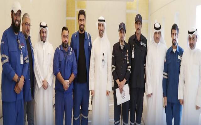 "اتحاد العمال" يناقش مع "مؤسسة البترول الكويتية" تصورات هيكلة القطاع النفطي